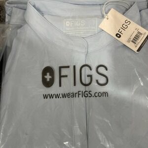 FIGS Rafaela Three Pocket Scrub Top Women's Light Blue 3XL